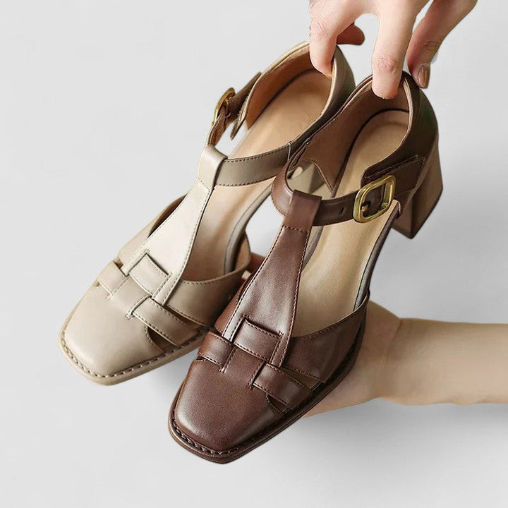 Scarlett Orthopedische T Strap Blokhakken
