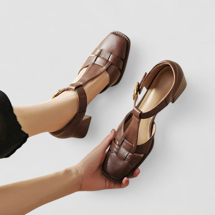 Scarlett Orthopedische T Strap Blokhakken