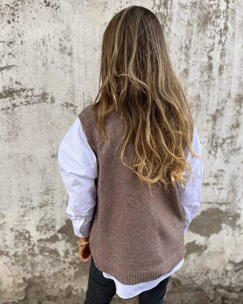 Natalie Gebreid Vest