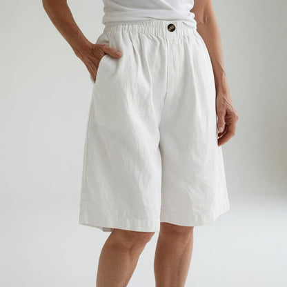 Nina Luchtige Short
